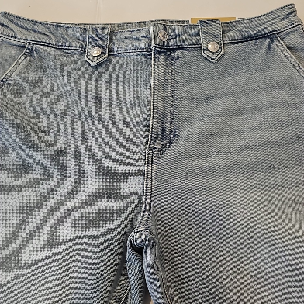 NWT Size 16 Michael Kors Selma Crop Flare Leg Cropped Length Light & Med Blue